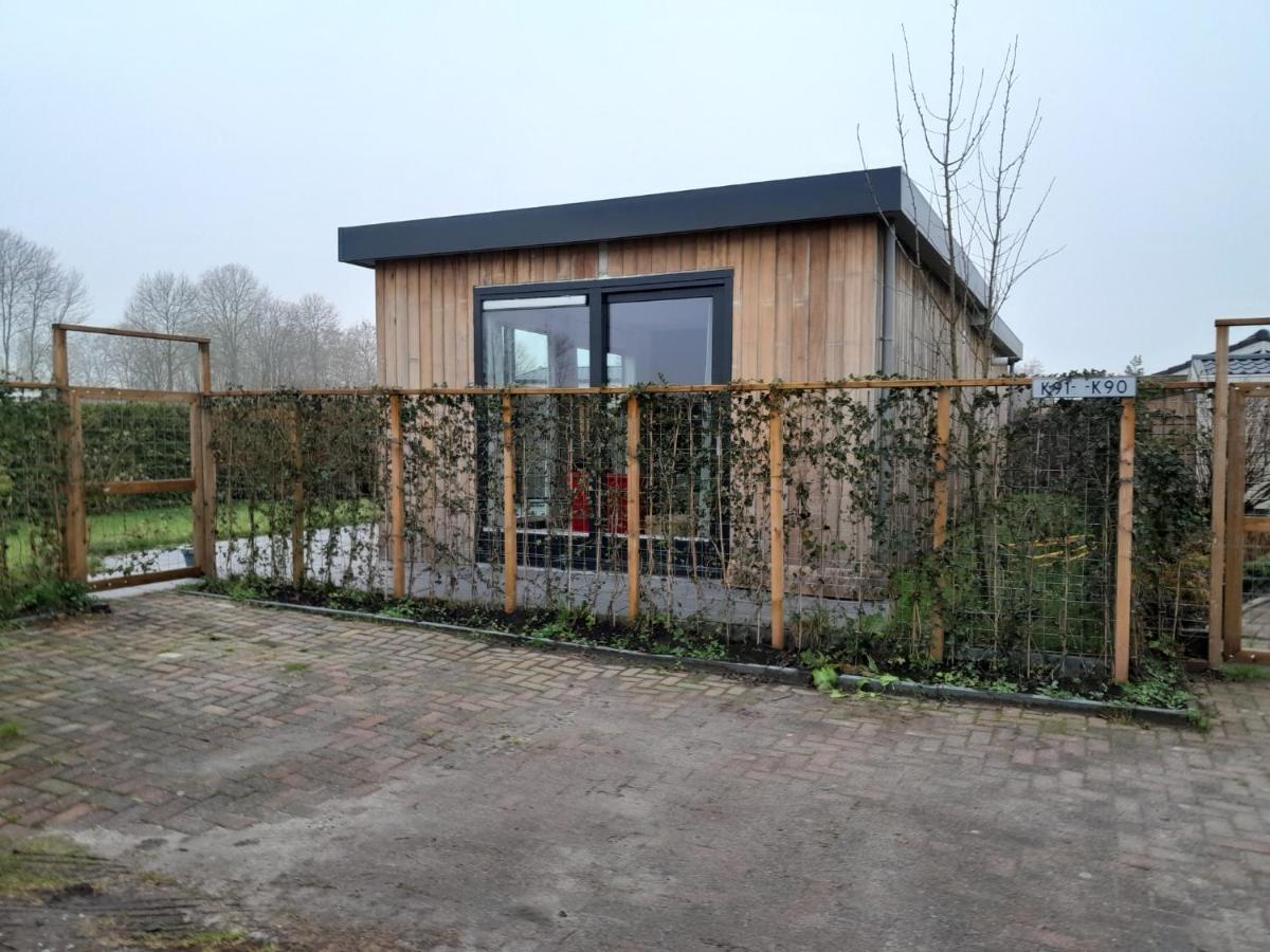 Luxe 5 Persoons Bungalow Op Rustig Vakantiepark Nabij Leeuwarden Dronrijp المظهر الخارجي الصورة