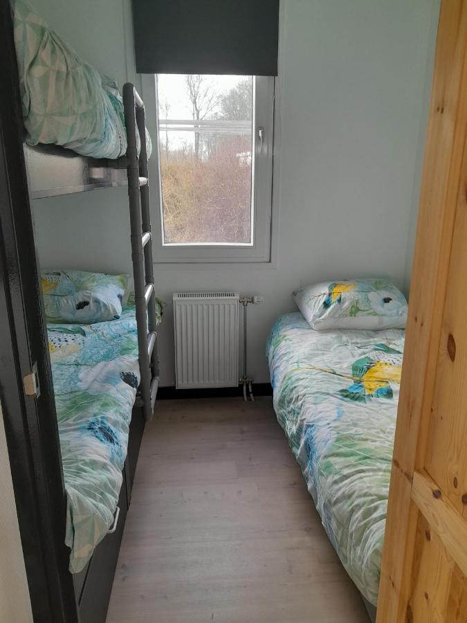 Luxe 5 Persoons Bungalow Op Rustig Vakantiepark Nabij Leeuwarden Dronrijp المظهر الخارجي الصورة